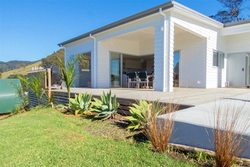 24 Ross Place, Whiritoa, Waihi - Carousel 2