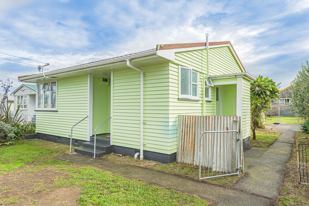154 Puriri Street, Castlecliff, Whanganui - Carousel 1