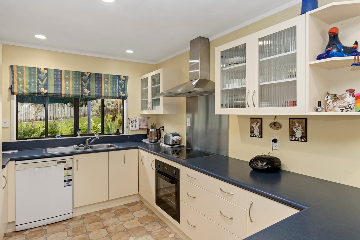 37 Blomfield Street, Nawton, Hamilton - Carousel 1