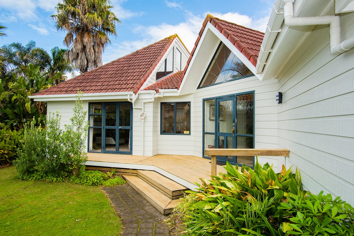 16 Wairere Road, Wainui, Gisborne - Carousel 2