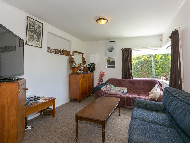 34 Lorna Street, Lynmouth, New Plymouth - Carousel 2
