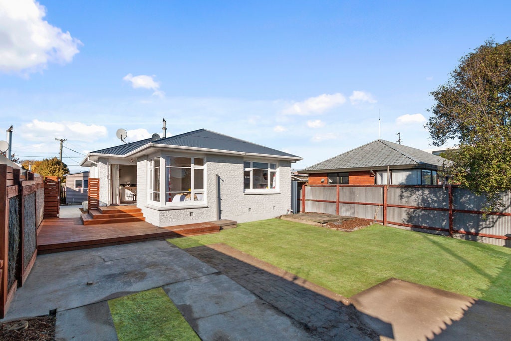 140 Tedder Avenue, North New Brighton, Christchurch - Carousel 1