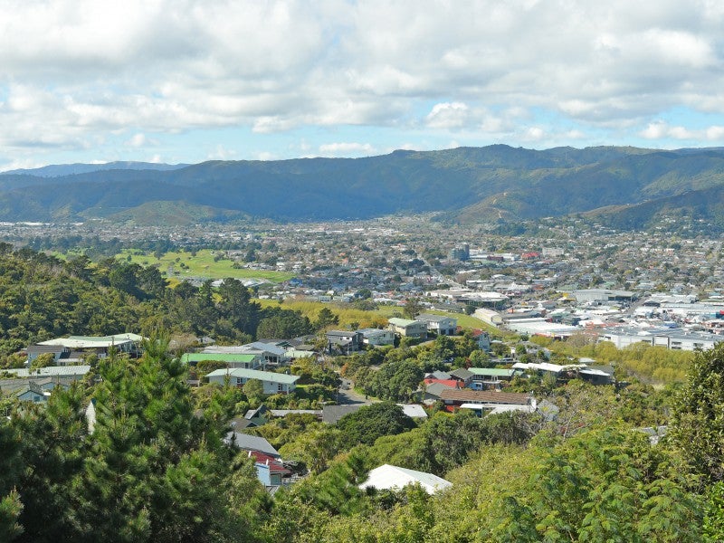 92 Normandale Road, Normandale, Lower Hutt - Carousel 2
