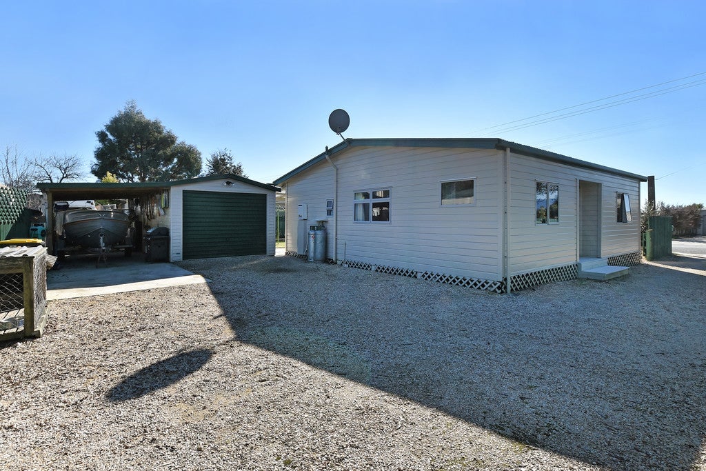206 Ranzau Road, Hope, Richmond - Carousel 2