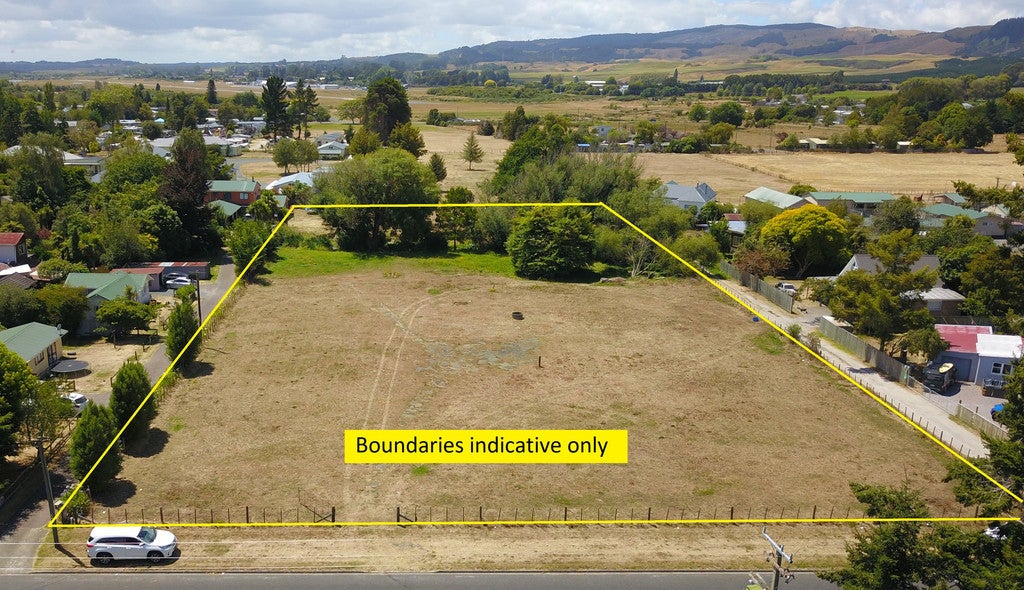 53 Robinson Avenue, Holdens Bay, Rotorua - Carousel 2