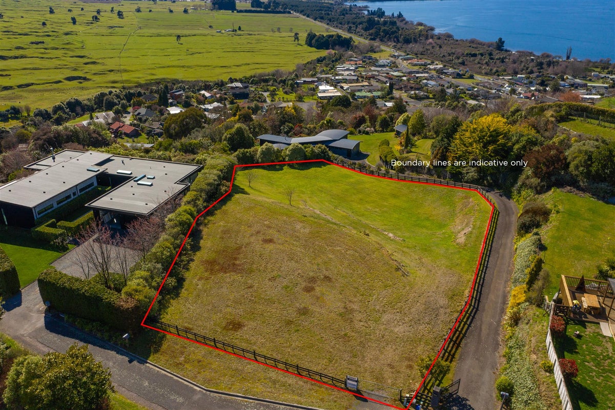 2/110 Acacia Heights Drive, Acacia Bay, Taupo - Carousel 2