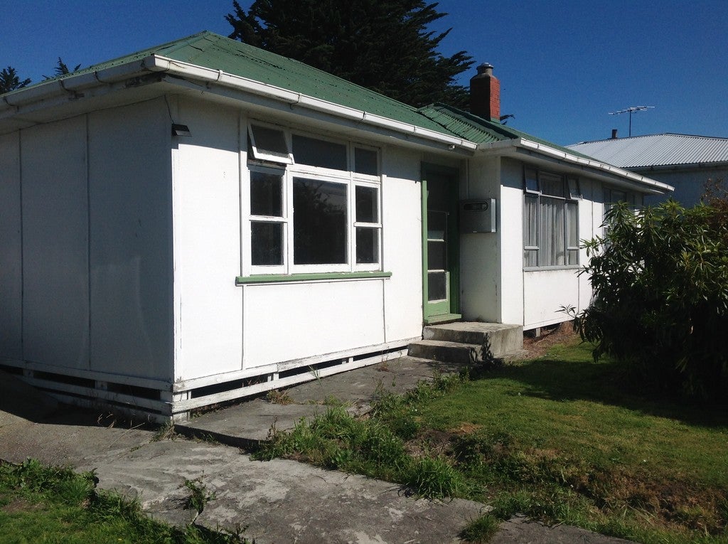 53 Main Road, Clinton - Carousel 18