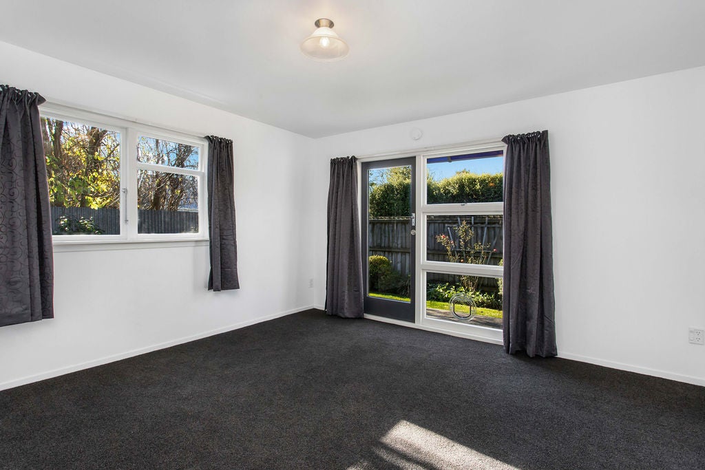 2/12 Kershaw Place, Richmond, Christchurch - Carousel 2