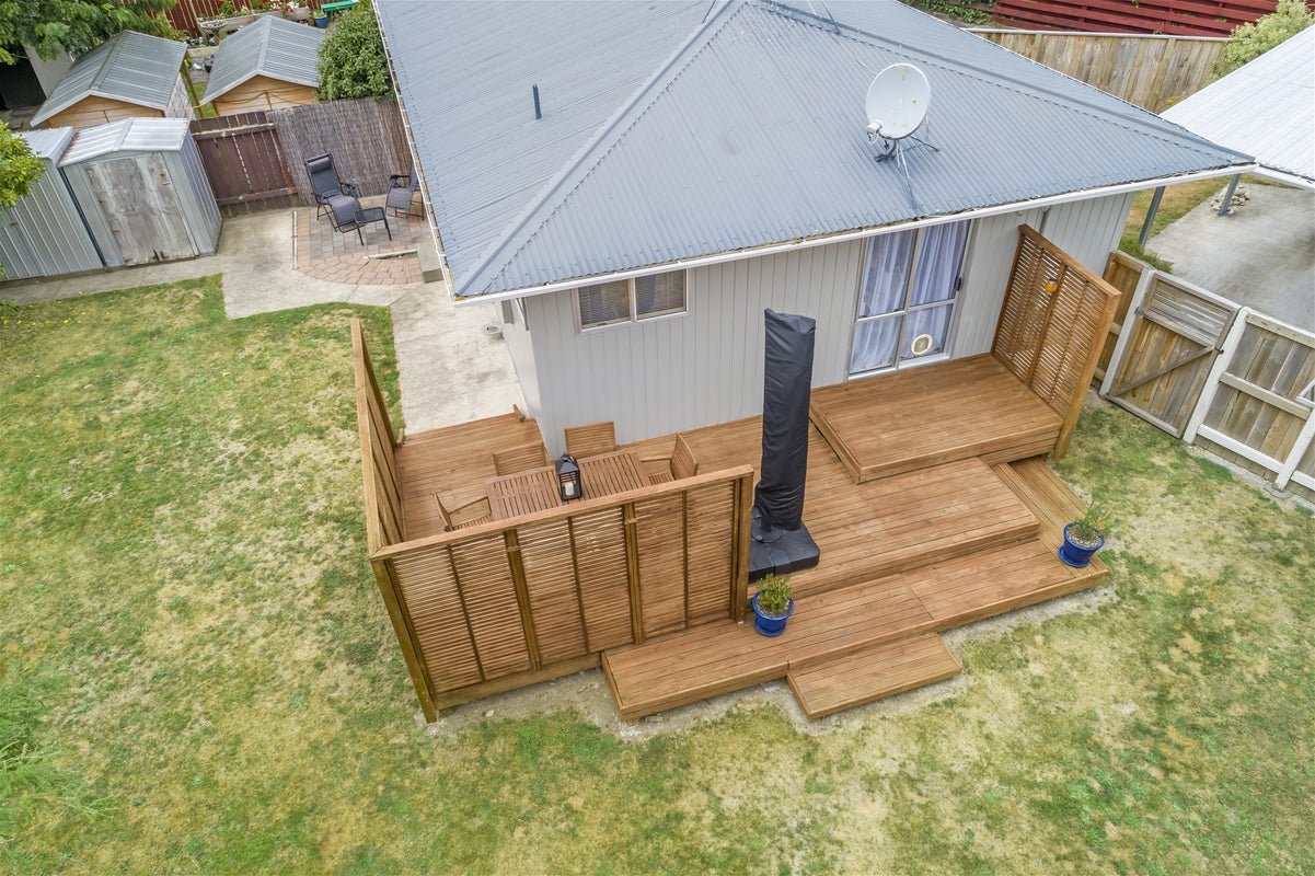 1/19 Fremont Grove, Totara Park, Upper Hutt - Carousel 1