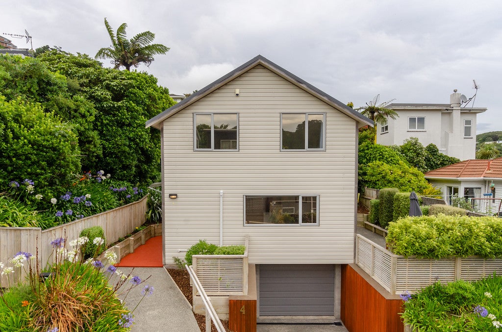 4 Woodhouse Avenue, Karori, Wellington - Carousel 1