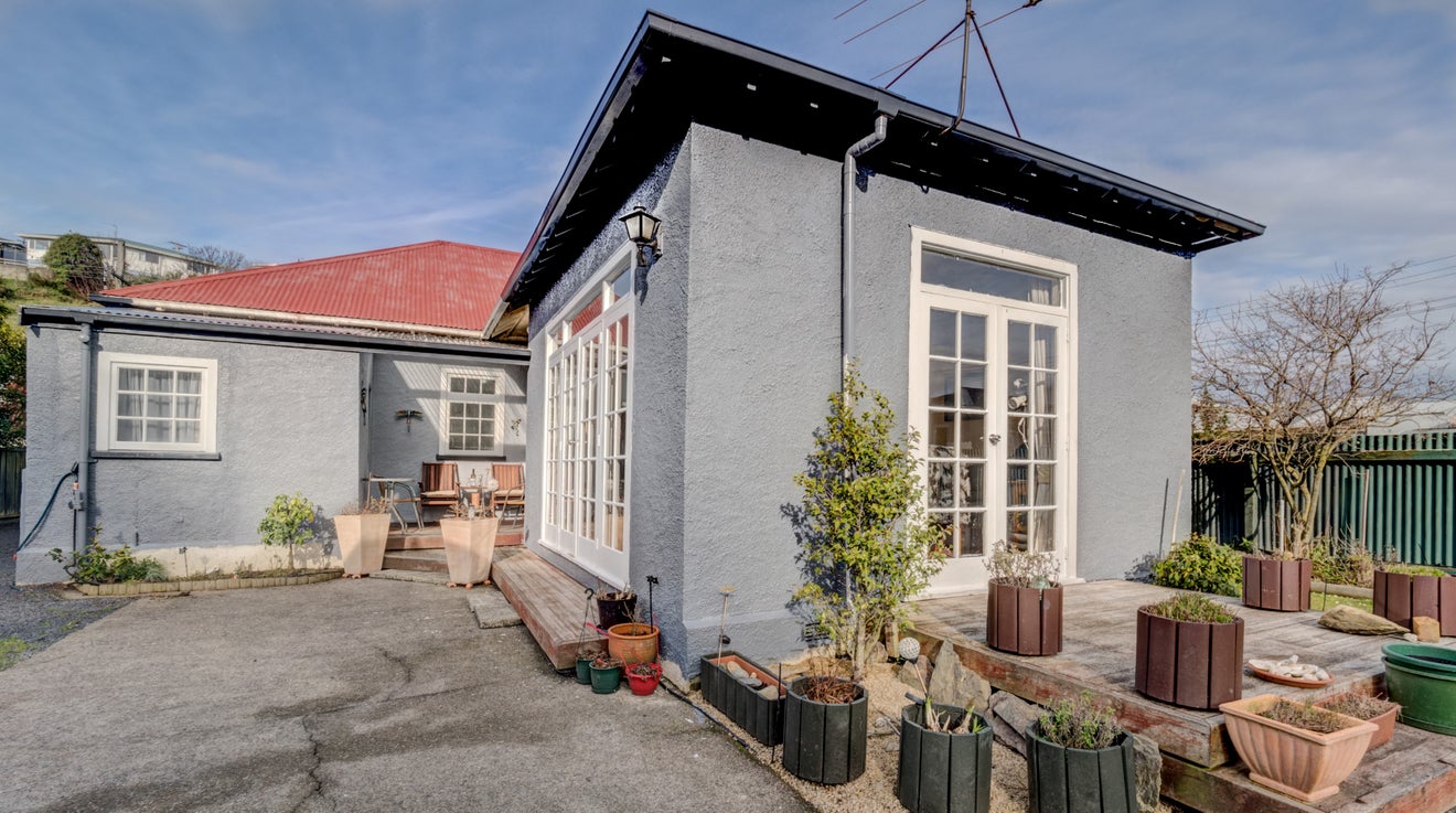 37 Somerville Street, Andersons Bay, Dunedin - Carousel 2
