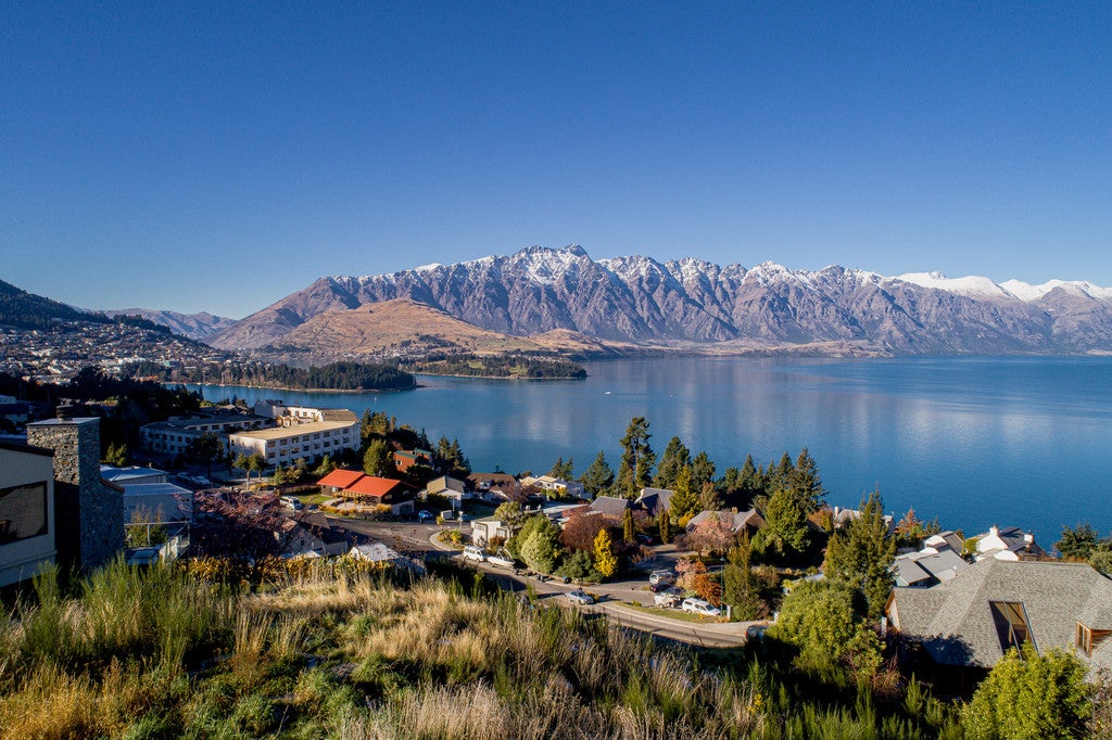 8 Matakauri Place, Fernhill, Queenstown - Carousel 2