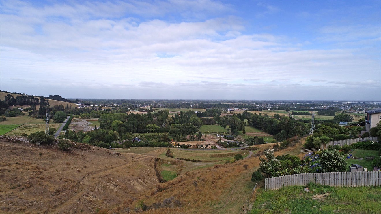 7 Sedbergh Place, Westmorland, Christchurch - Carousel 5