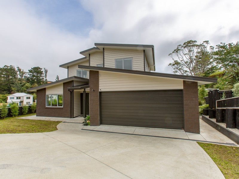 32 Flotilla Place, Whitby, Porirua - Carousel 18