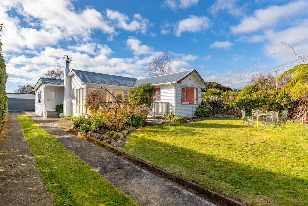 18 Tararua Street, Trentham, Upper Hutt - Carousel 20