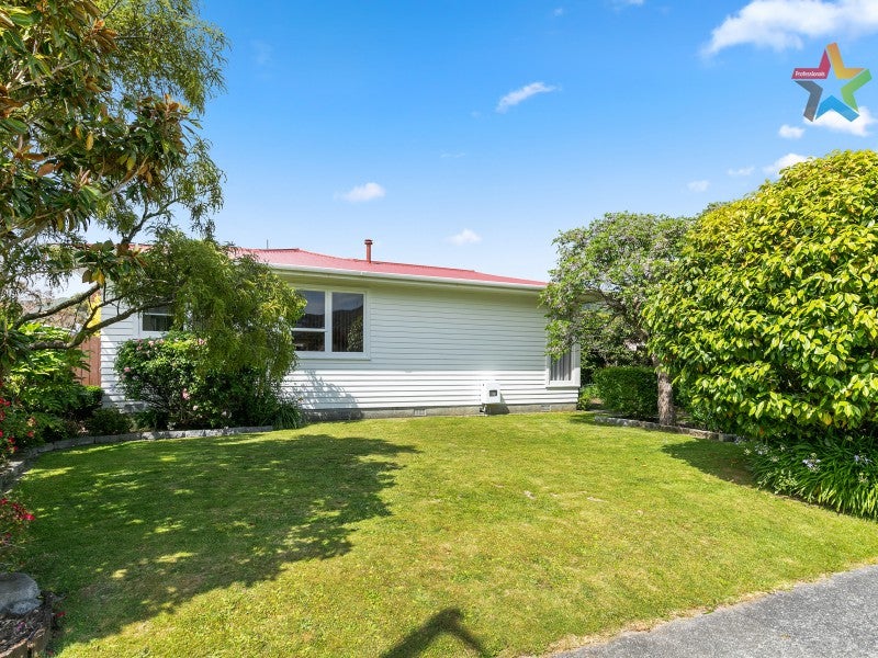 4 Mimihau Grove, Wainuiomata, Lower Hutt - Carousel 20