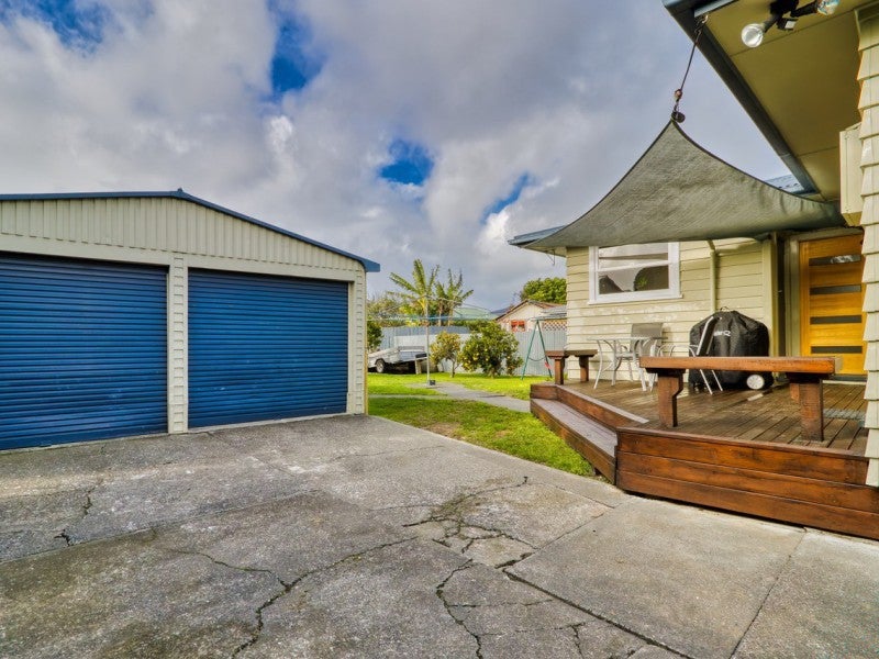 6 Biggs Crescent, Pirimai, Napier - Carousel 2