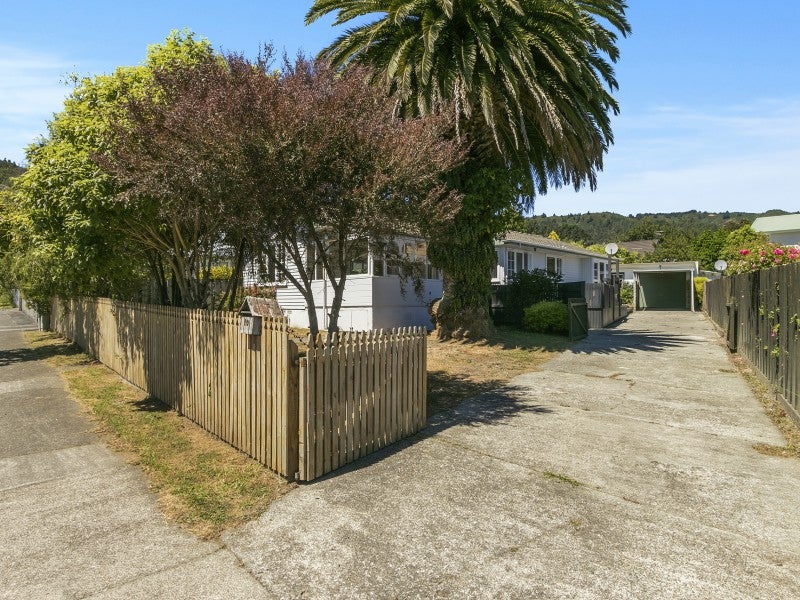 10 Tanekaha Street, Stokes Valley, Lower Hutt - Carousel 16