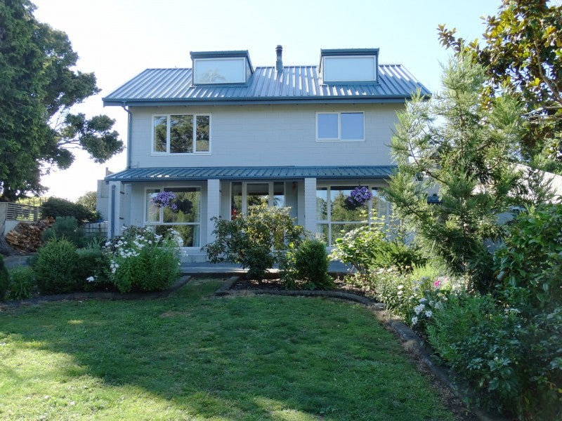 18 Kauri Road, Waikanae , Waikanae - Carousel 1