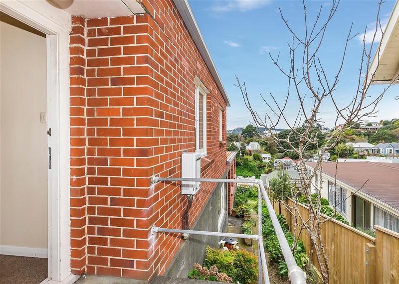 18A Barton Terrace, Thorndon, Wellington - Carousel 12