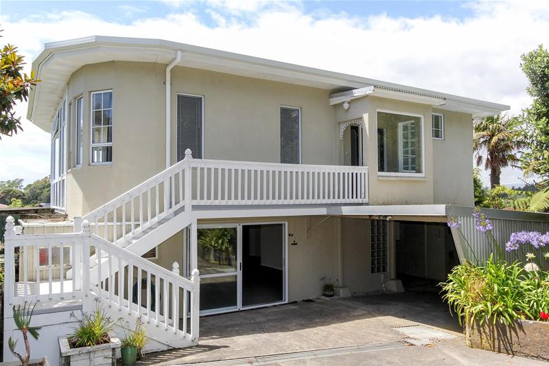 4B Catherine Crescent, Moturoa, New Plymouth - Carousel 20