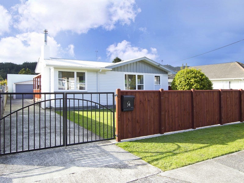 54 Karamu Crescent, Wainuiomata, Lower Hutt - Carousel 20