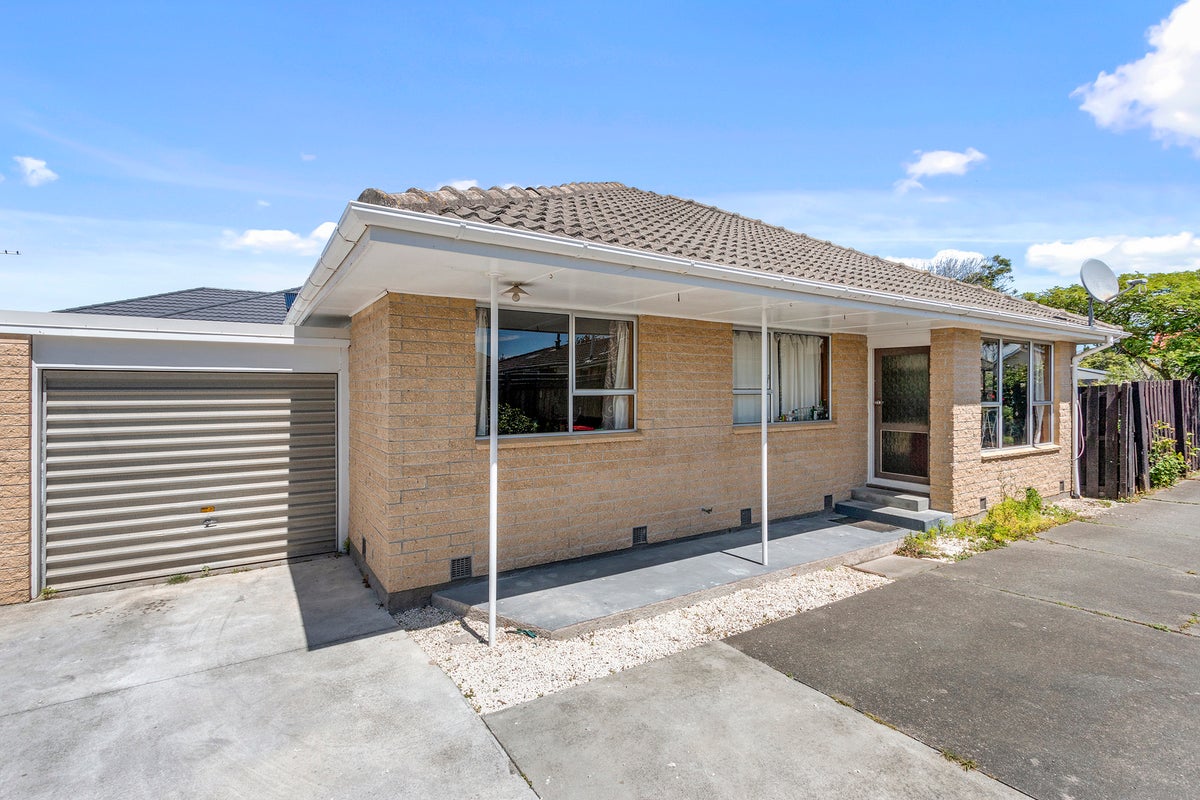 1/10 SEAFIELD PLACE, south new brighton, Christchurch - Carousel 1