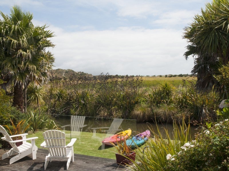 6 Dodds Crescent, Otaki Beach, Otaki - Carousel 1