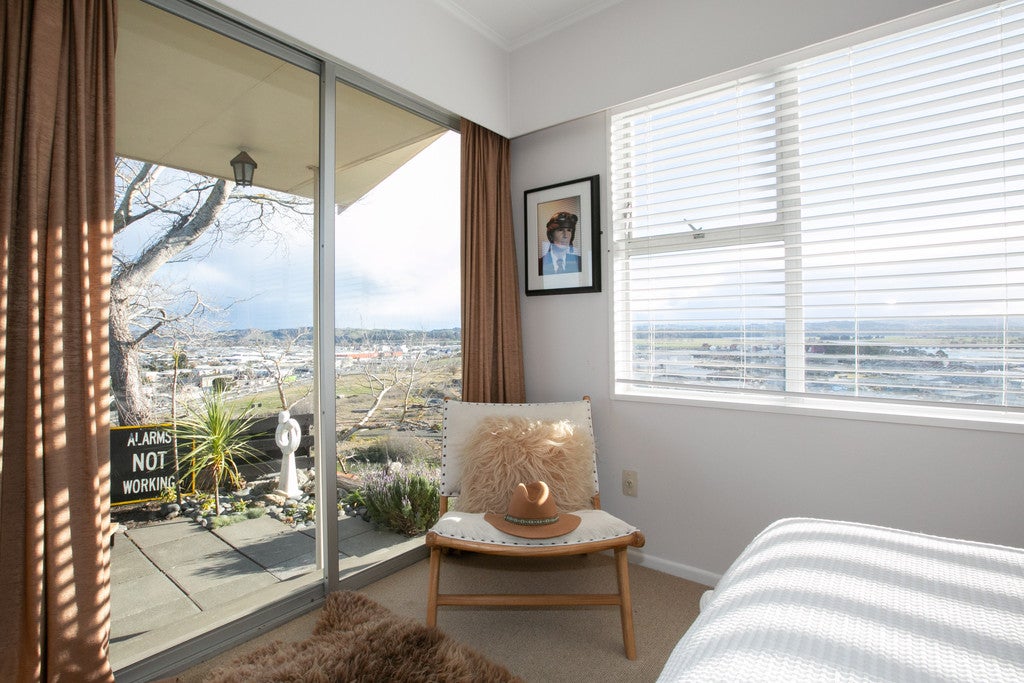 68 Simla Terrace, Hospital Hill, Napier - Carousel 2