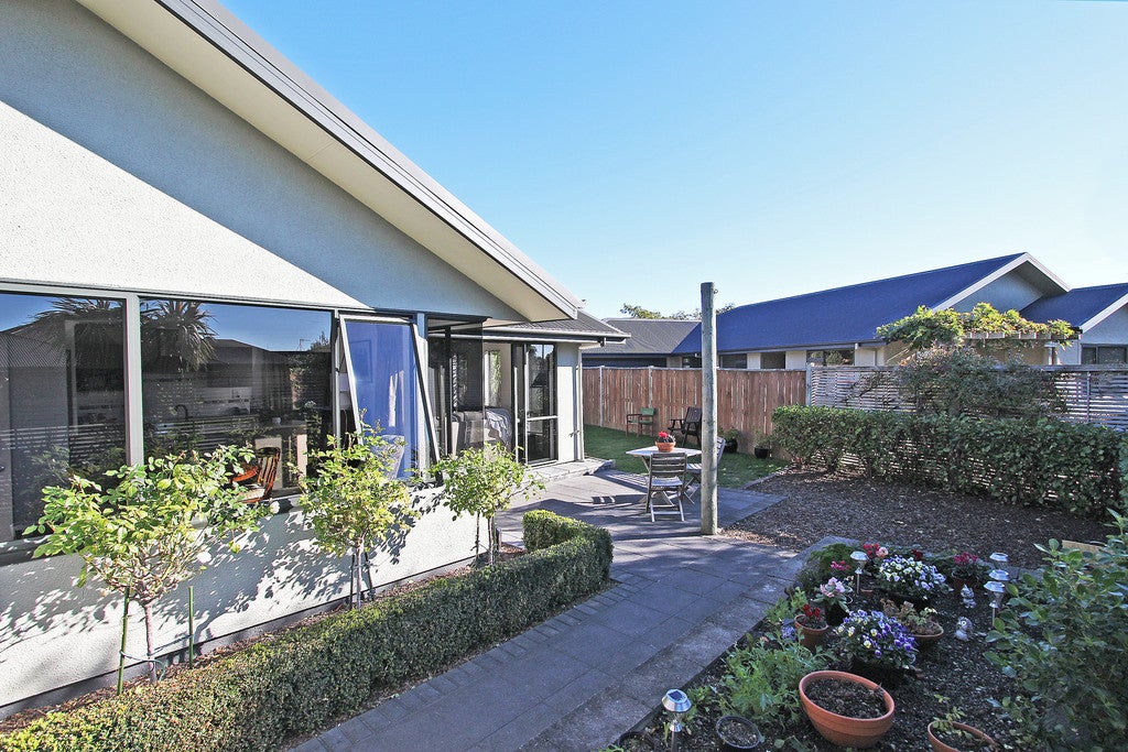 6 Hammill Grove, Stoke, Nelson - Carousel 13