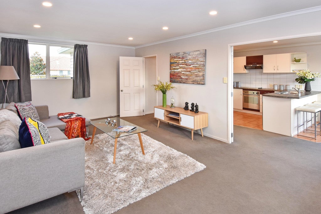 19 Takatu Place, Takanini, Auckland - Carousel 2