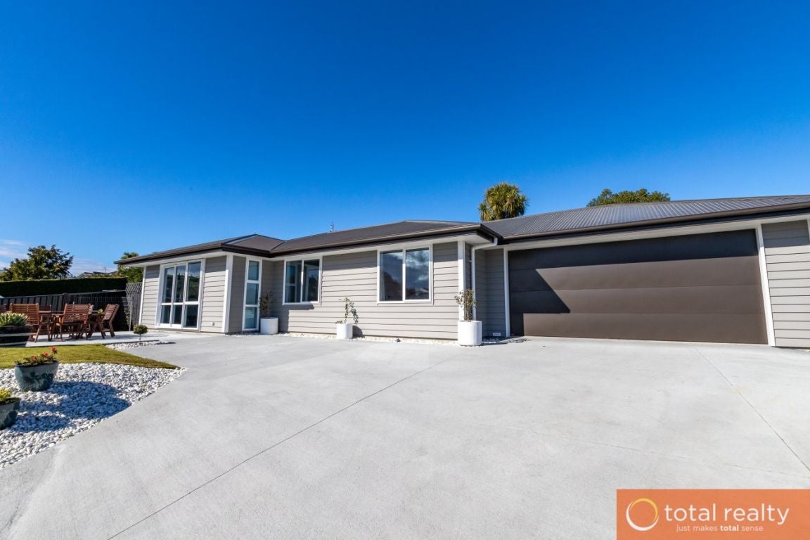 33A Friendship Drive, Waldronville, Dunedin - Carousel 2