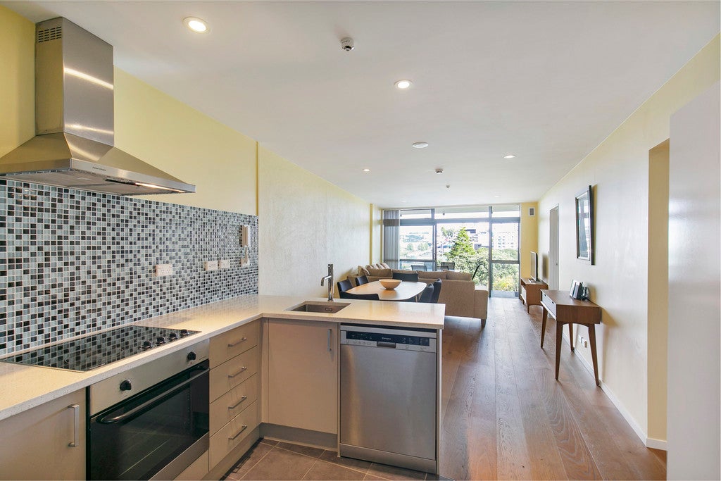 4F/6 Piwakawaka Street, Eden Terrace, Auckland - Carousel 2