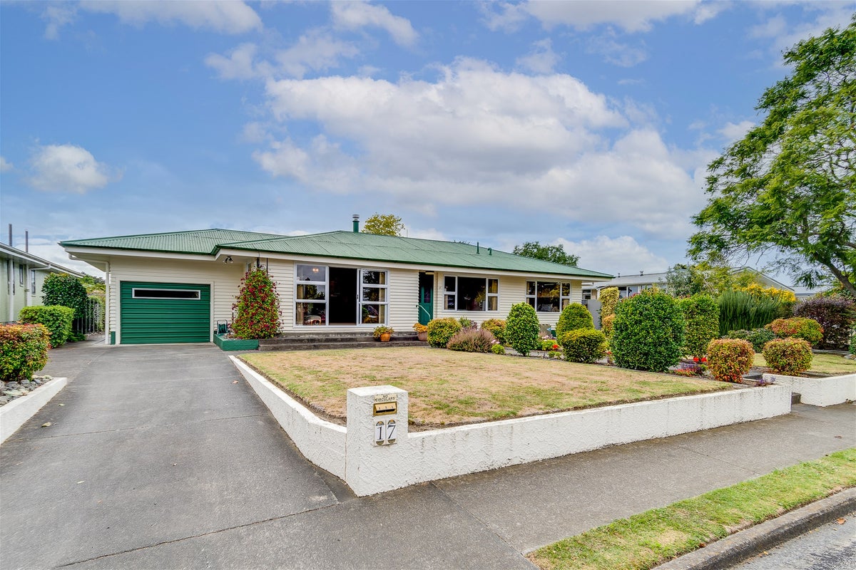 17 Alamein Crescent, Onekawa, Napier - Carousel 1