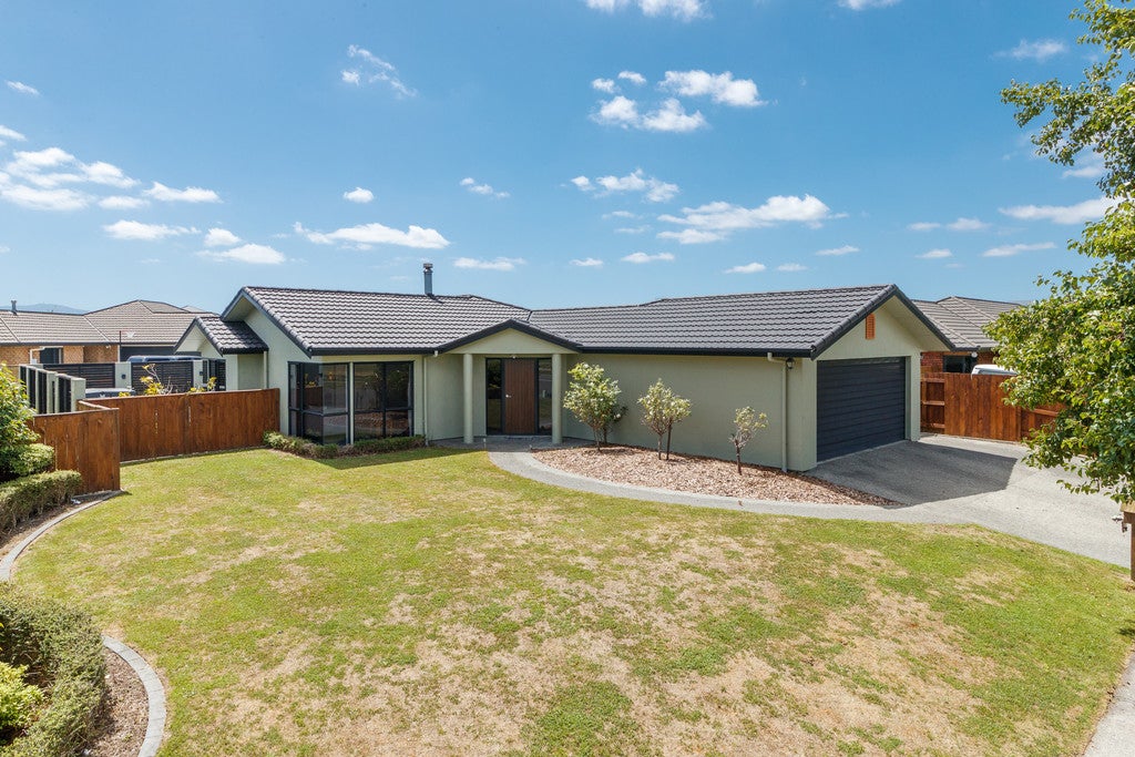 127 Schnell Drive, Kelvin Grove, Palmerston North - Carousel 1