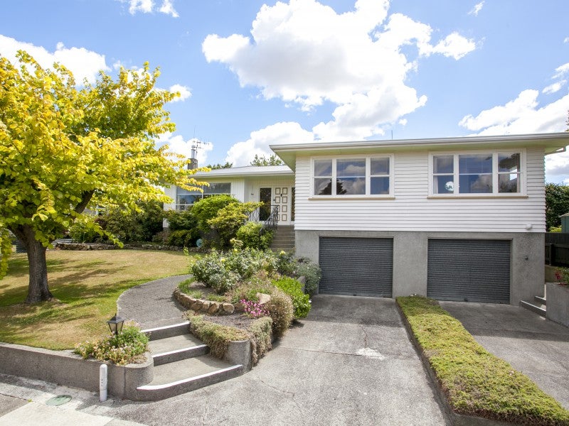 36 Epsom Road, Hokowhitu, Palmerston North - Carousel 1