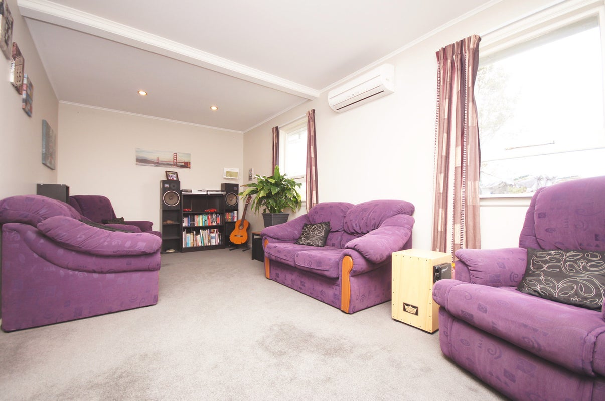 11 Aurora Street, Hei Hei, Christchurch - Carousel 2