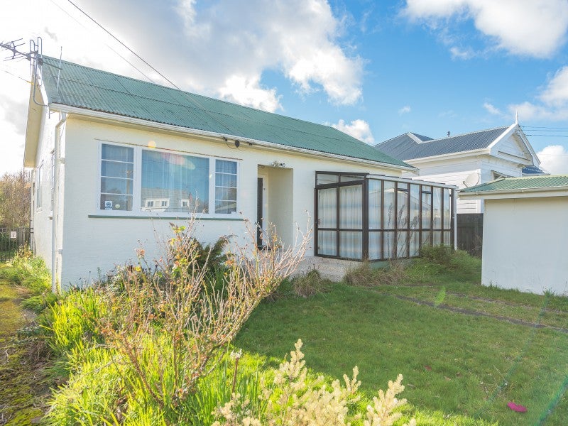 18 Kells Avenue, Aramoho, Whanganui - Carousel 1