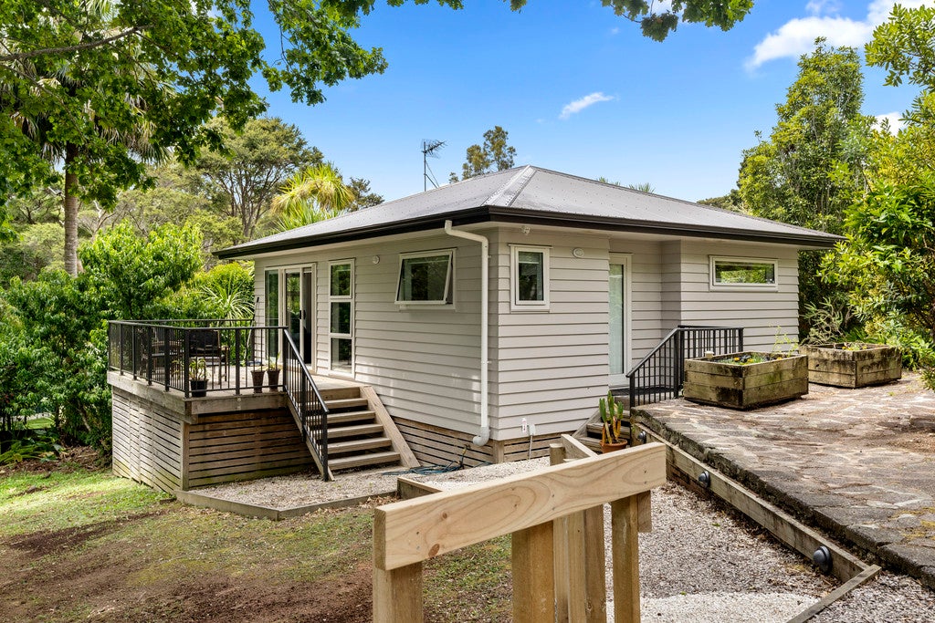 24 Paewai Road, Glen Eden, Auckland - Carousel 2