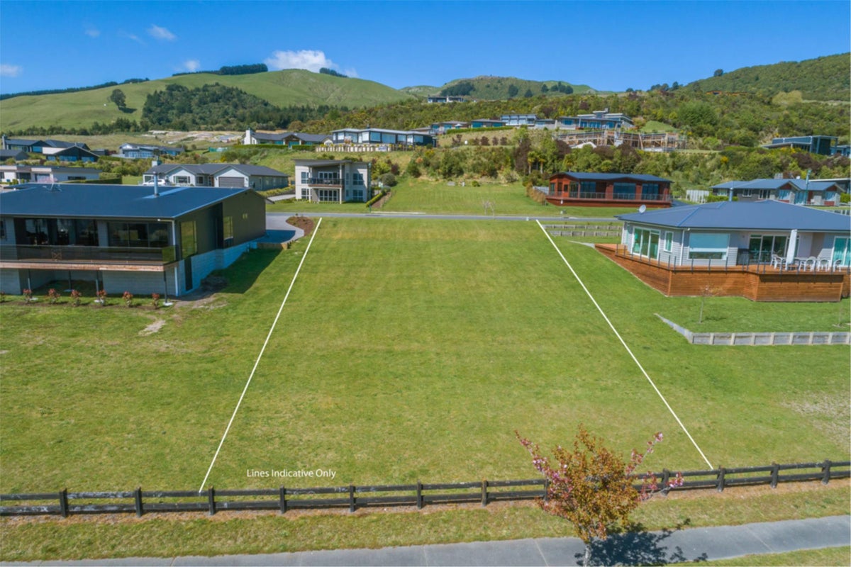 7 Kestrel Lane, Kinloch, Taupo - Carousel 1