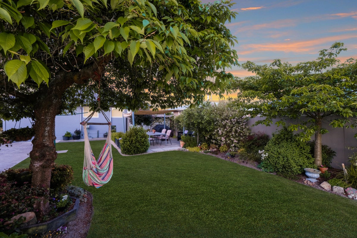 16 Donegal Street, Belfast, Christchurch - Carousel 2