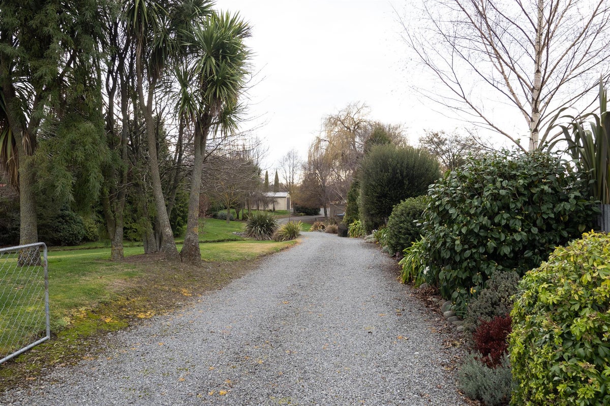 9 Tuarangi Road, Netherby, Ashburton - Carousel 25