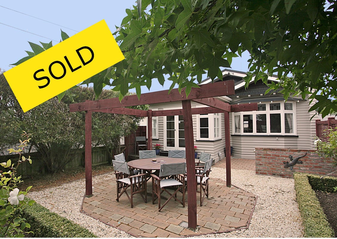 120 Somerfield Street, Somerfield, Christchurch - Carousel 14