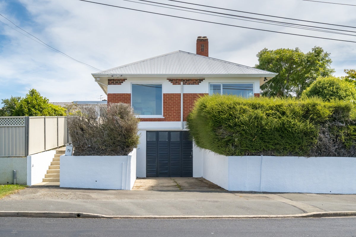 73 Earls Road, Corstorphine, Dunedin - Carousel 1