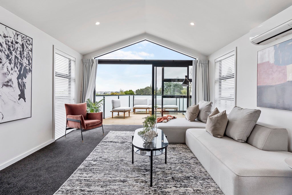 29 Tonkin Drive, Sunnynook, Auckland - Carousel 2