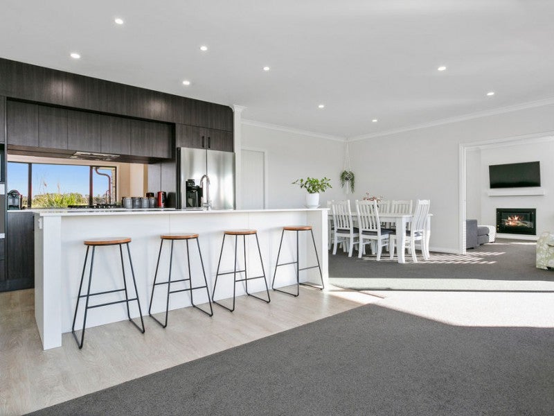 27 Rose Leigh Drive, Cambridge, Cambridge - Carousel 2