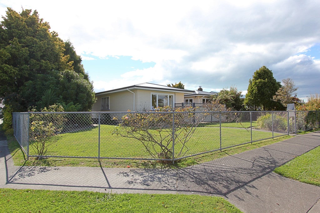 32 Richmond Street, Maraenui, Napier - Carousel 24