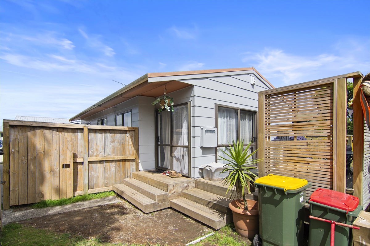 62A Powells Road, Fairview Downs, Hamilton - Carousel 1