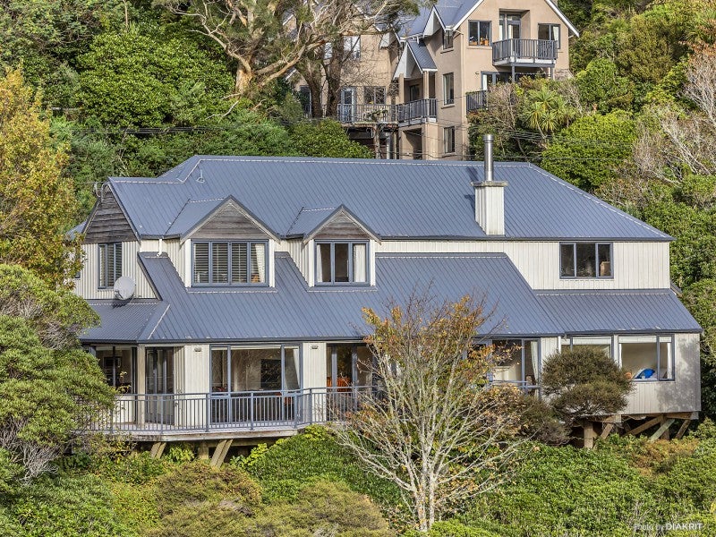 12A Mairangi Road, Wadestown, Wellington - Carousel 1