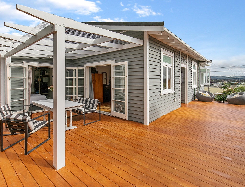 25 Porter Crescent, Helensville, Helensville - Carousel 2